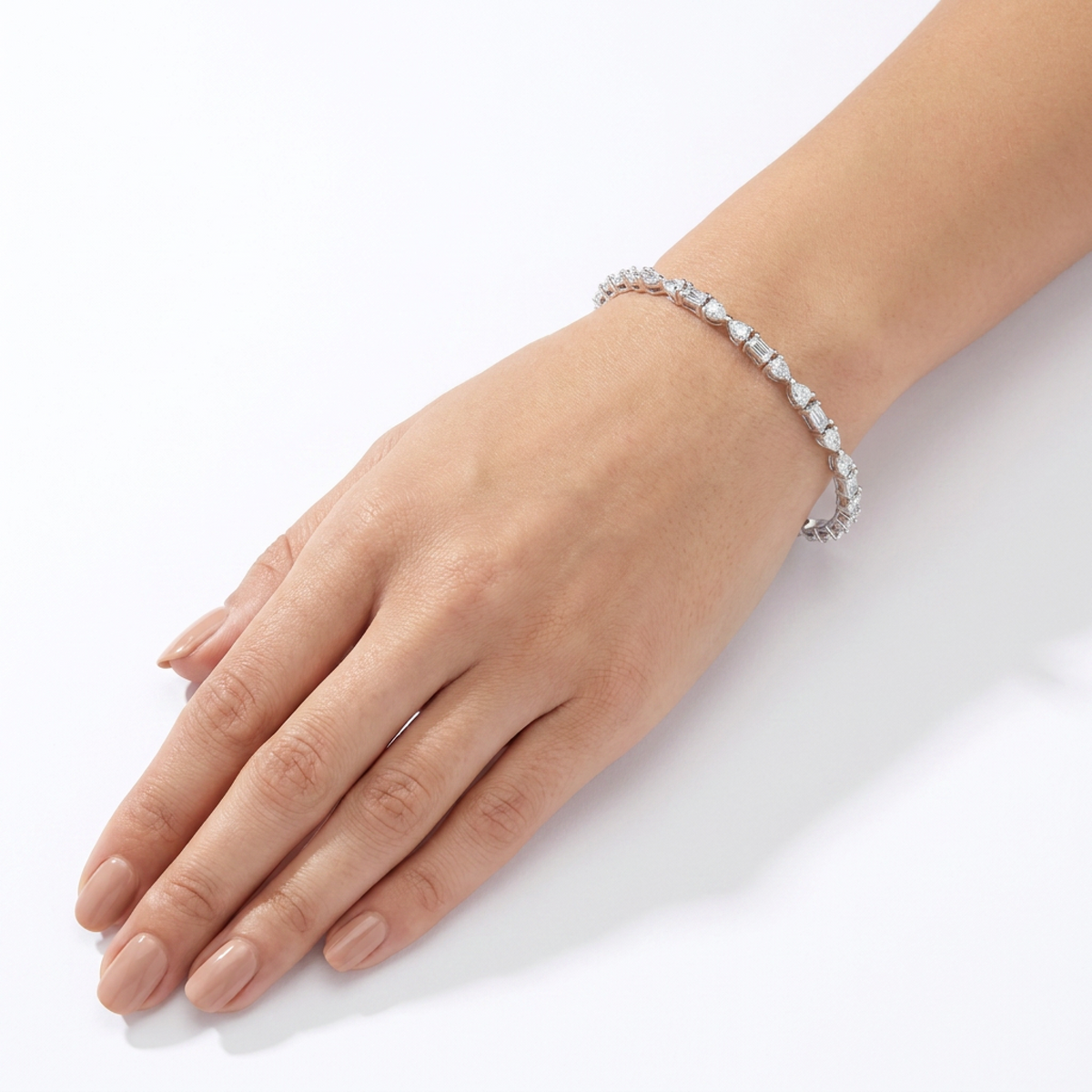 Diamond Bangle DBA122